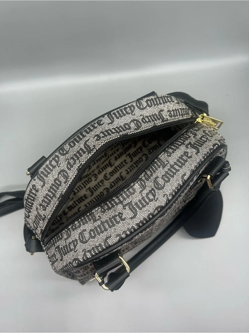 Juicy couture all out love satchel purse